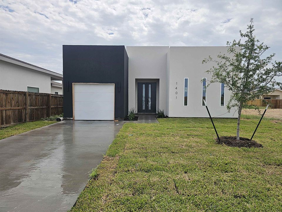 1st image of 1401 Los Estribos Dr