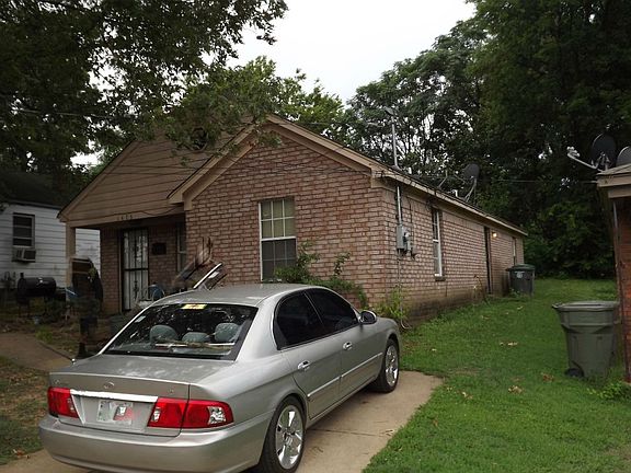 2nd image of 1475 Oriole St