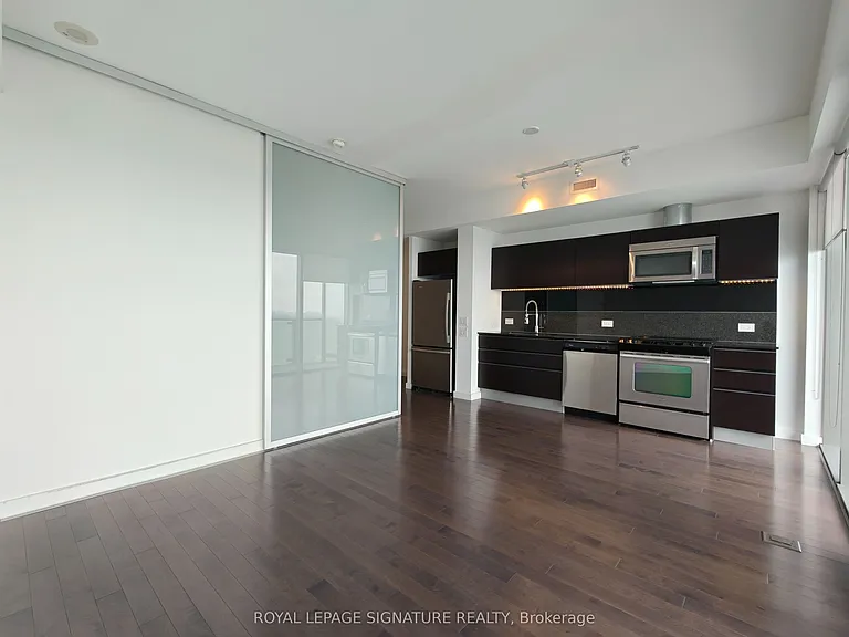 390 Cherry St #3305 — Photo 15
