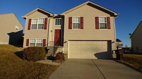 1st image of 1704 Stewart Dr