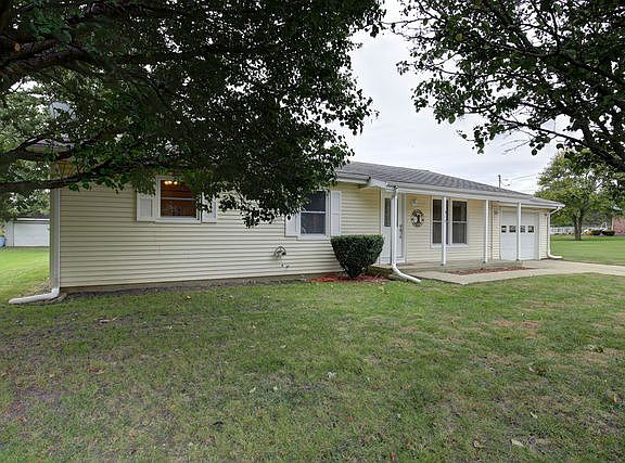 2nd image of 513 W Austin St