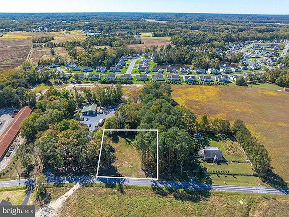 5th image of 32130 Lynch Rd