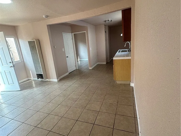 4243 Burns Ave — Photo 7