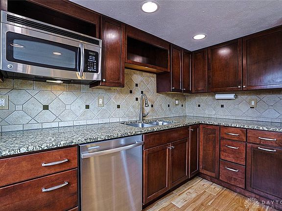2nd image of 1438 Crown Point Ct
