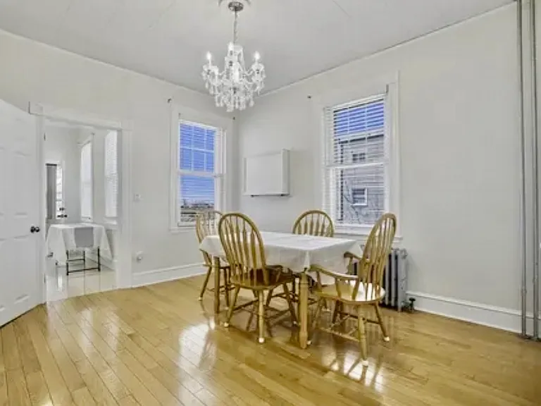 163 Coleridge St #1 — Photo 6
