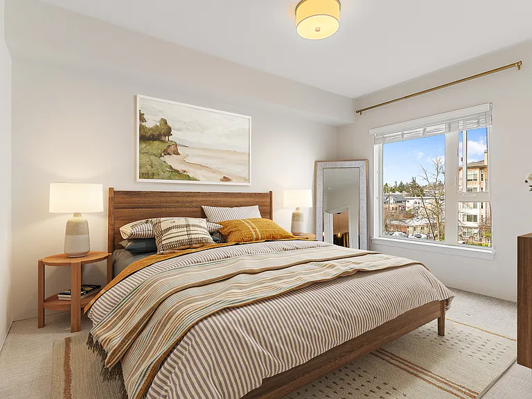 Light & Bright Bedroom
Virtually staged