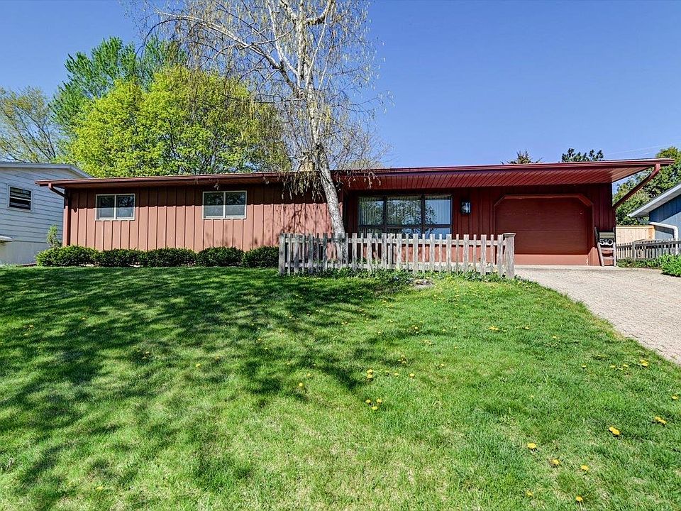 1st image of 510 Rushmore Ln