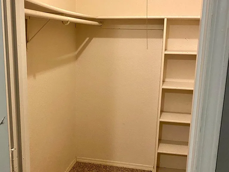 2119 Fleur De Lis Ct — Photo 22