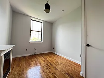 Rented by Rumah Realty Inc