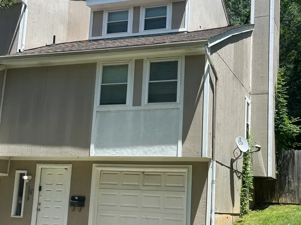 2819 Eaton St, Kansas City, KS 66103