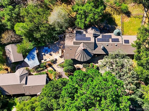 5th image of 432 Arnold Way