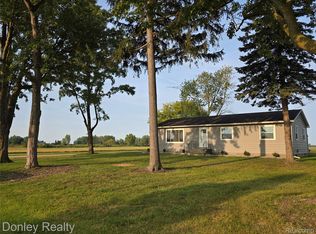 5044 Bailey Rd, Brown City, MI 48416