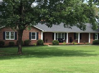 318 N Suber Rd, Greer, SC 29651