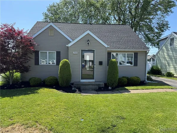 244 Knox Ave, West Seneca, NY 14224