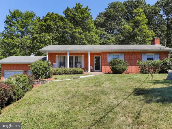 12114 Vale Summit Rd SW, Frostburg, MD 21532