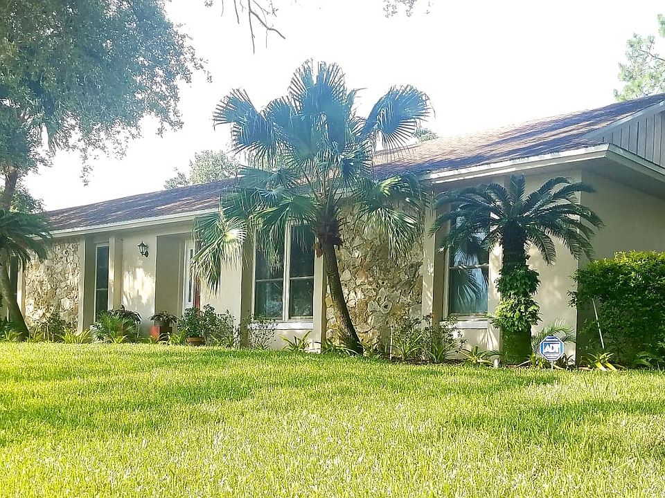 1st image of 3621 Macarthur Dr
