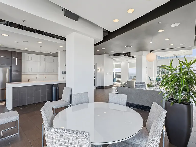 415 Church St #1306 — Photo 26
