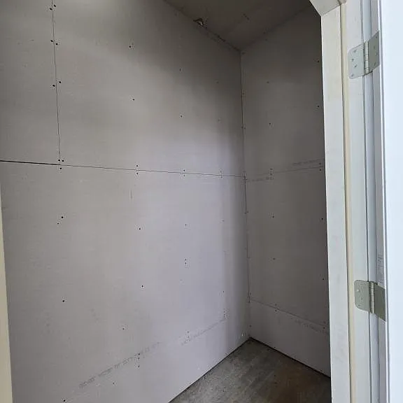 324 W Edmonds St — Photo 22
