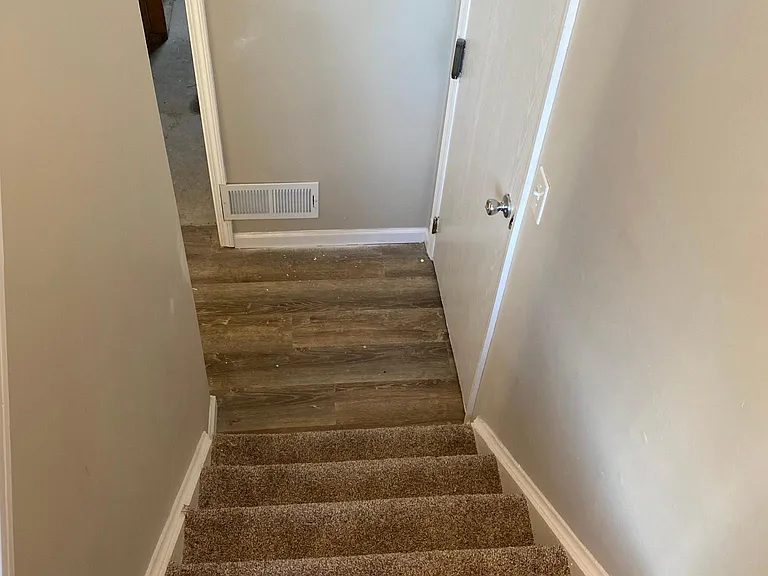2506 Meadowmar Ln — Photo 21