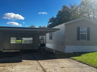 23 Loch Loma Dr #23, Mount Morris, MI 48458