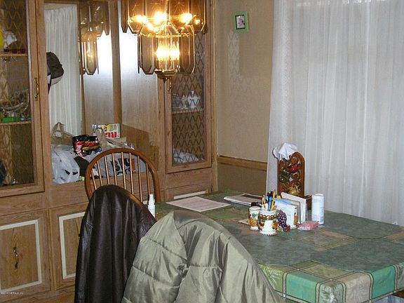 DINING ROOM 2