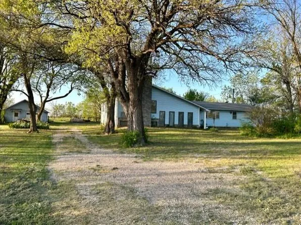 1842 24000th Rd, Parsons, KS 67357