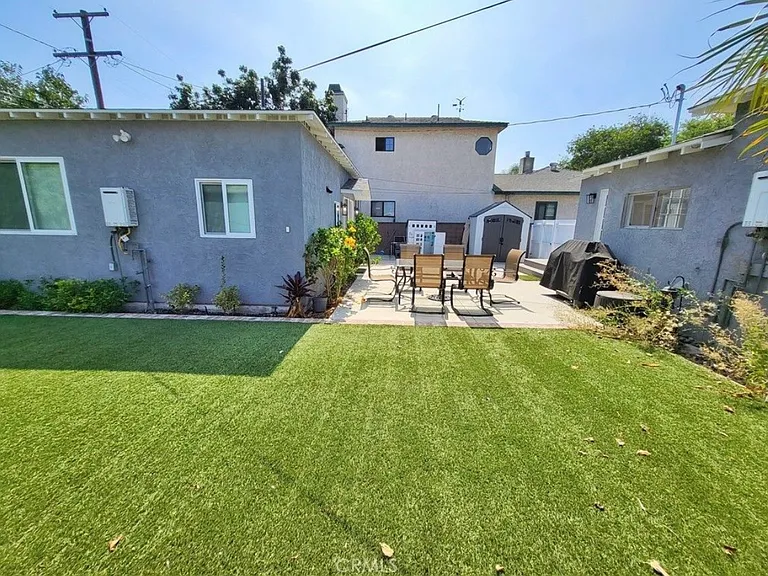 Premiere Ave — Photo 12