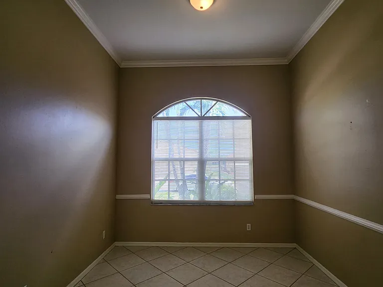 11082 Lakeland Cir — Photo 6