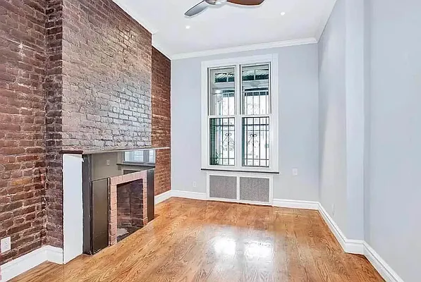 Rented by REAL New York | media 6