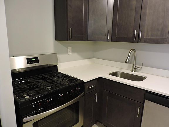 2nd image of 11 Park Ave #106512