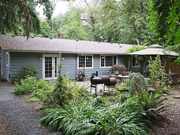 5th image of 31262 SW Riverwood Dr