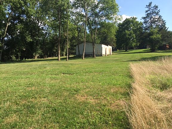 3rd image of 5540 Saddlewood Ln
