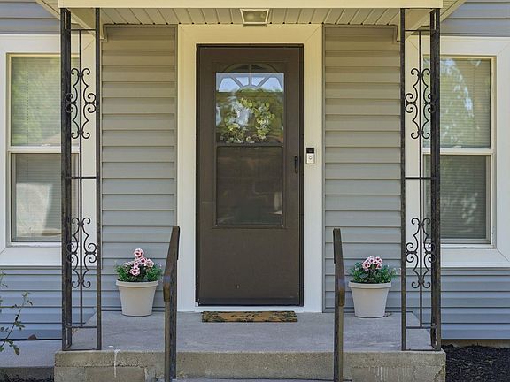 5th image of 10930 N 141st St