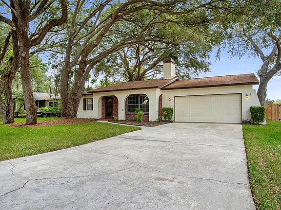 2nd image of 2217 BOXWOOD WAY
