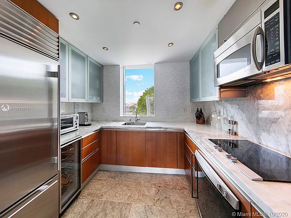 5th image of 520 West Ave APT 504