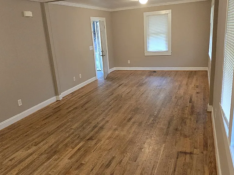 Dinning room/ living room