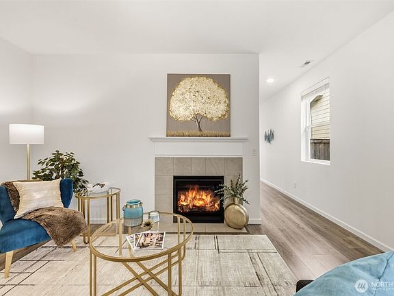 3rd image of 206 Russell Road