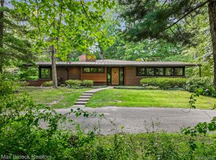 5010 Franklin Rd, Bloomfield Hills, MI 48302