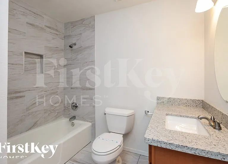 5610 S 20th Ln — Photo 9