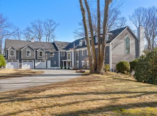 85 Schoolmaster Ln, Dedham, MA 02026