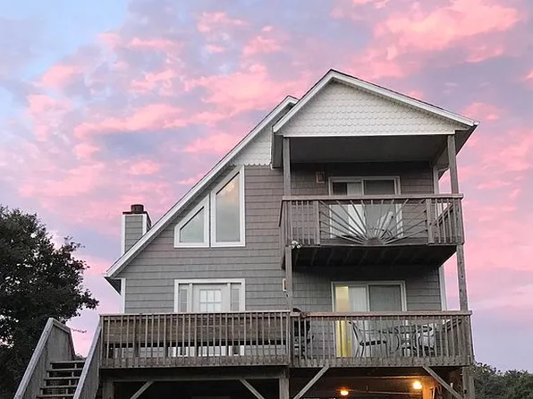 3206 Susan Dr, Kill Devil Hills, NC 27948