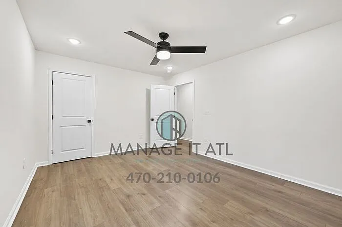 2762 Candler Rd — Photo 20