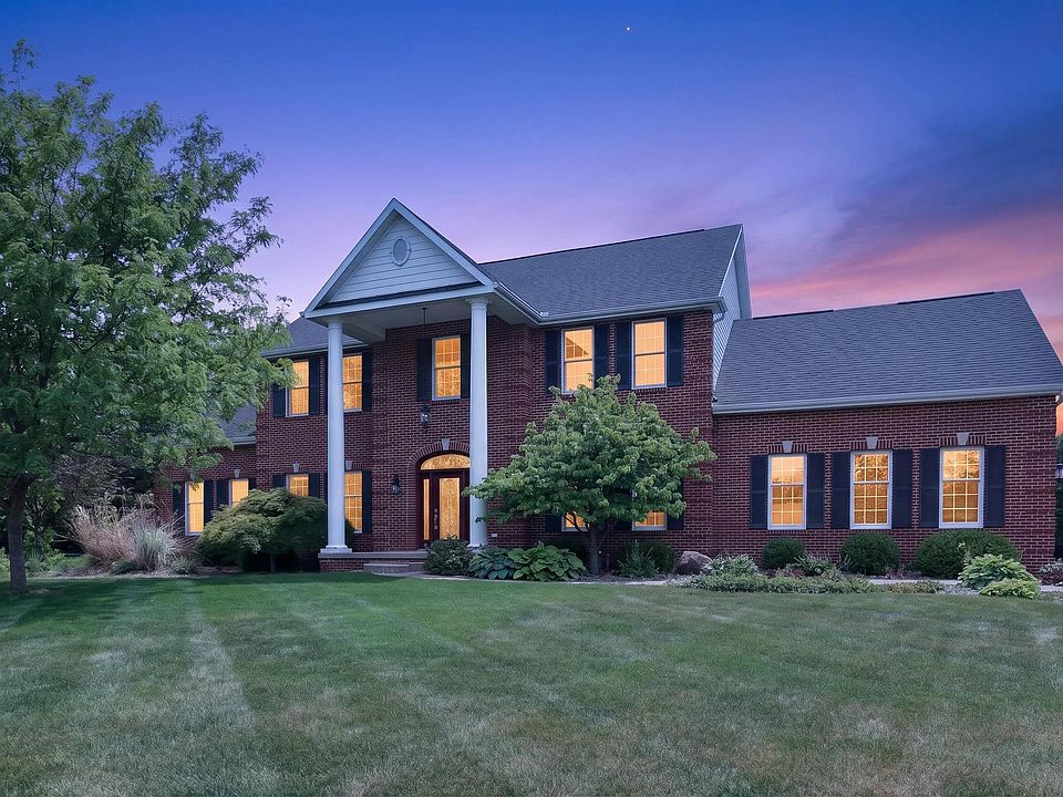 1st image of 61705 Greentree Dr