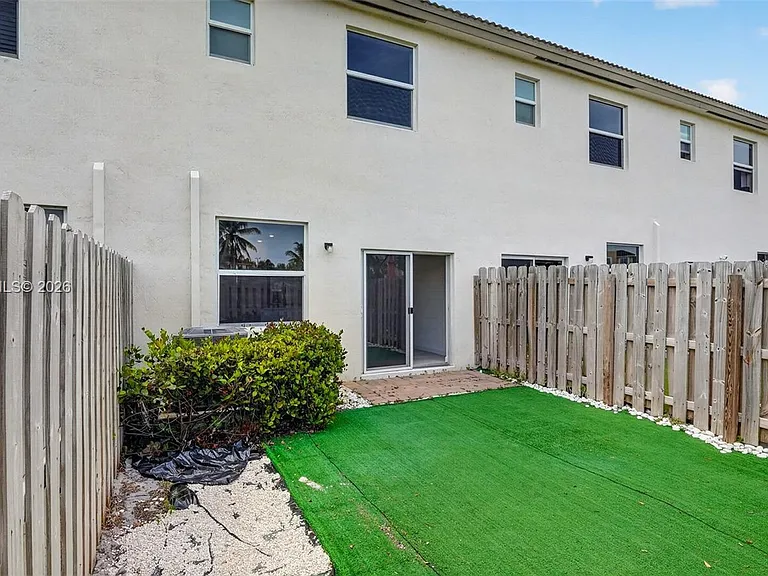 12123 NW 23rd Ct #12123 — Photo 17
