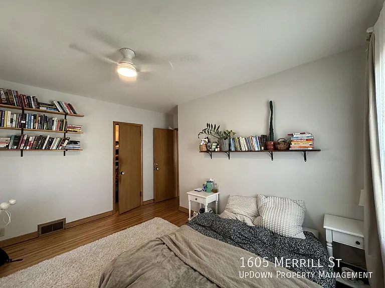 1605 Merrill St — Photo 17
