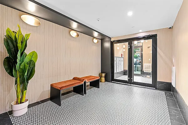 Rented by Leasing Management LLC | media 12