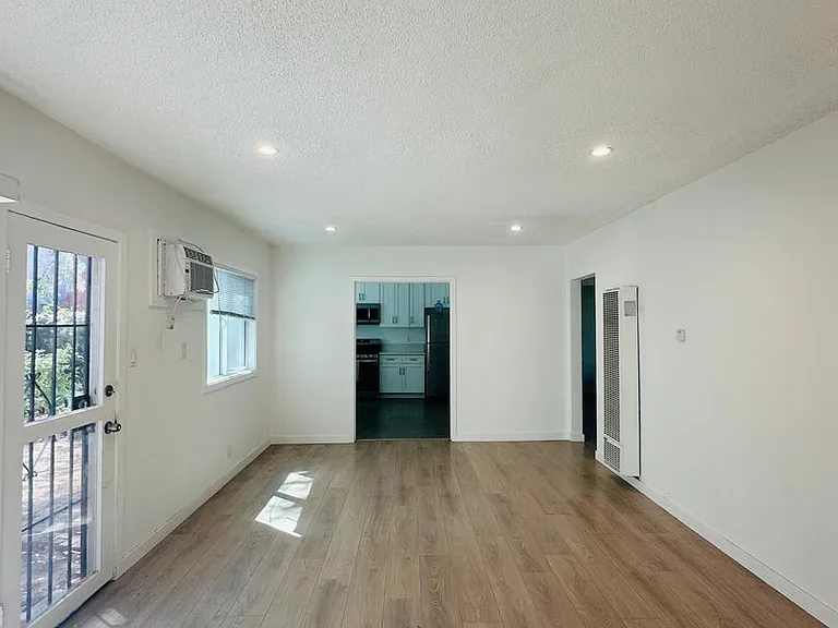 629 Hardin Drive — Photo 6