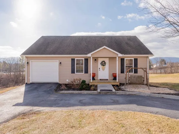 965 Holston Rd, Wytheville, VA 24382