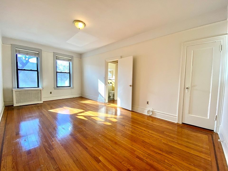 1st image of 35-01 21st Ave #2B