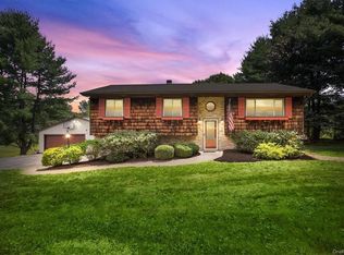 371 Hillside Lake Rd, Wappingers Falls, NY 12590